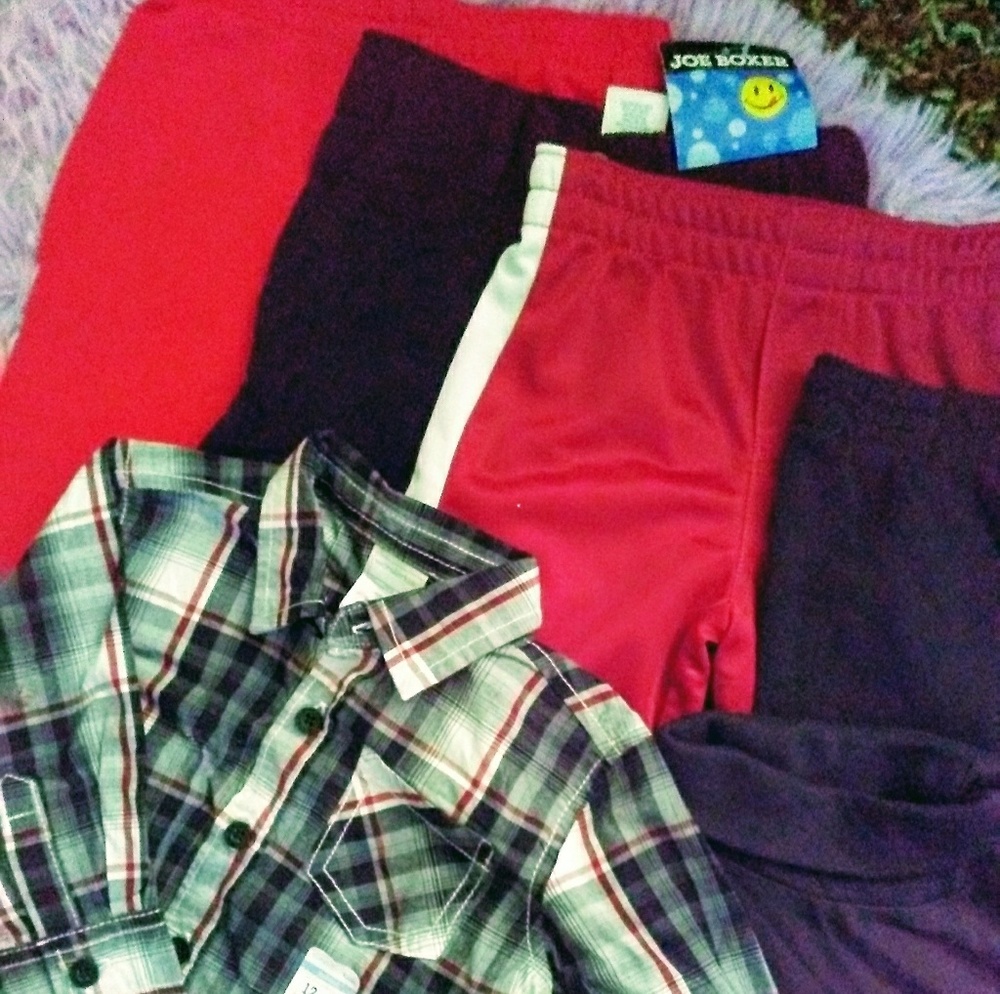 New Baby boy lot 6 piece 12 mos